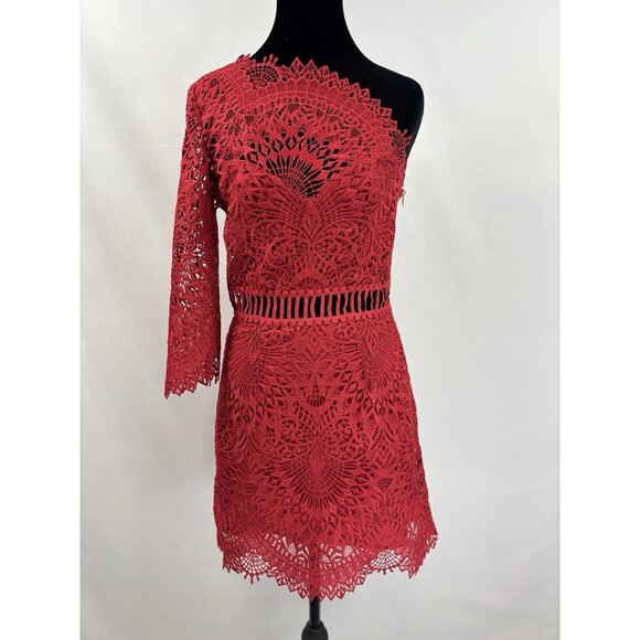 Saylor Pippa One Shoulder Dress Red XS Lace Mini Cocktail Sheer 3/4 Sleeve - Picture 4 of 16